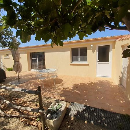 Petite Maison De Campagne Gardoise Theziers Экстерьер фото