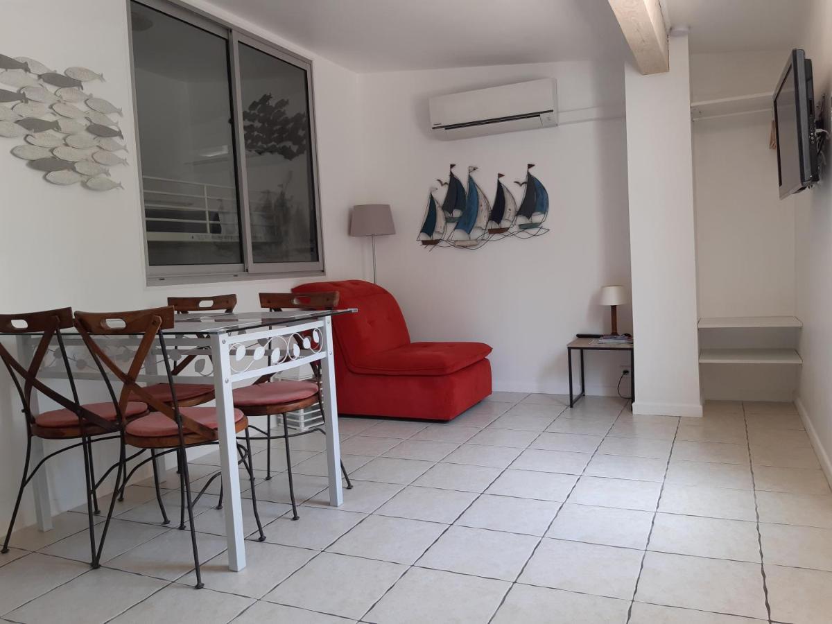 Petite Maison De Campagne Gardoise Theziers Экстерьер фото